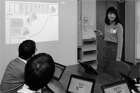 写真　電子会議の様子